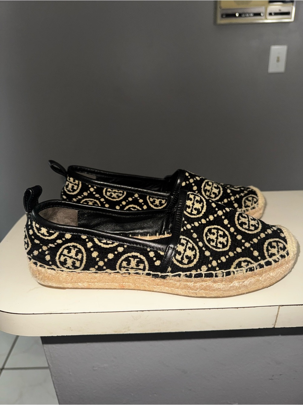 Classic Tory Burch Black and Cream Logo Espadrille Slip-Ons great condition!
